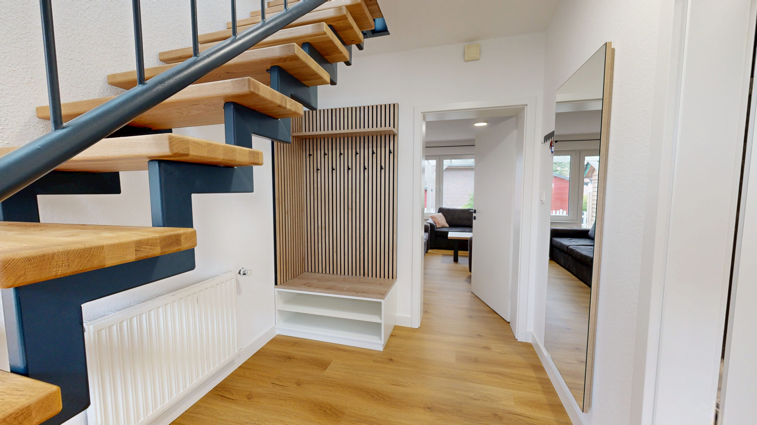 07-Flur-Eingang-scaled